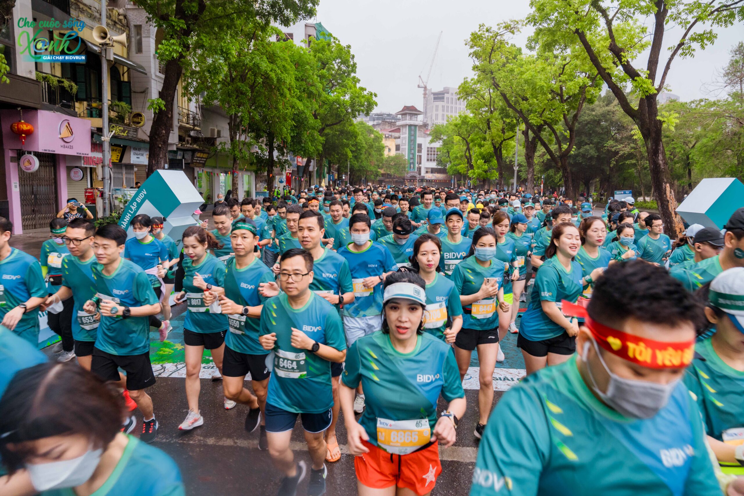 Giải chạy marathon: Xu hướng team-building & quảng bá 'gây nghiện' với doanh nghiệp - Race Vietnam